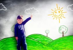 happy child drawing a sunny landscape  - مرکز مشاوره روانشناسی خوب در تهران کجاست؟ بوجیکا بهترین مرکز مشاوره روانشناسی