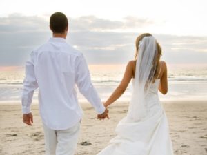 marital problems 300x225 - 16 قانون طلایی ازدواج موفق