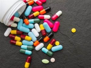 0 0 480 1 70  News pills pharmacy prescription 300x225 - قرص دپاکین برای چه چیزی خوبه؟ معجزه دپاکین کرونو واقعیت دارد؟